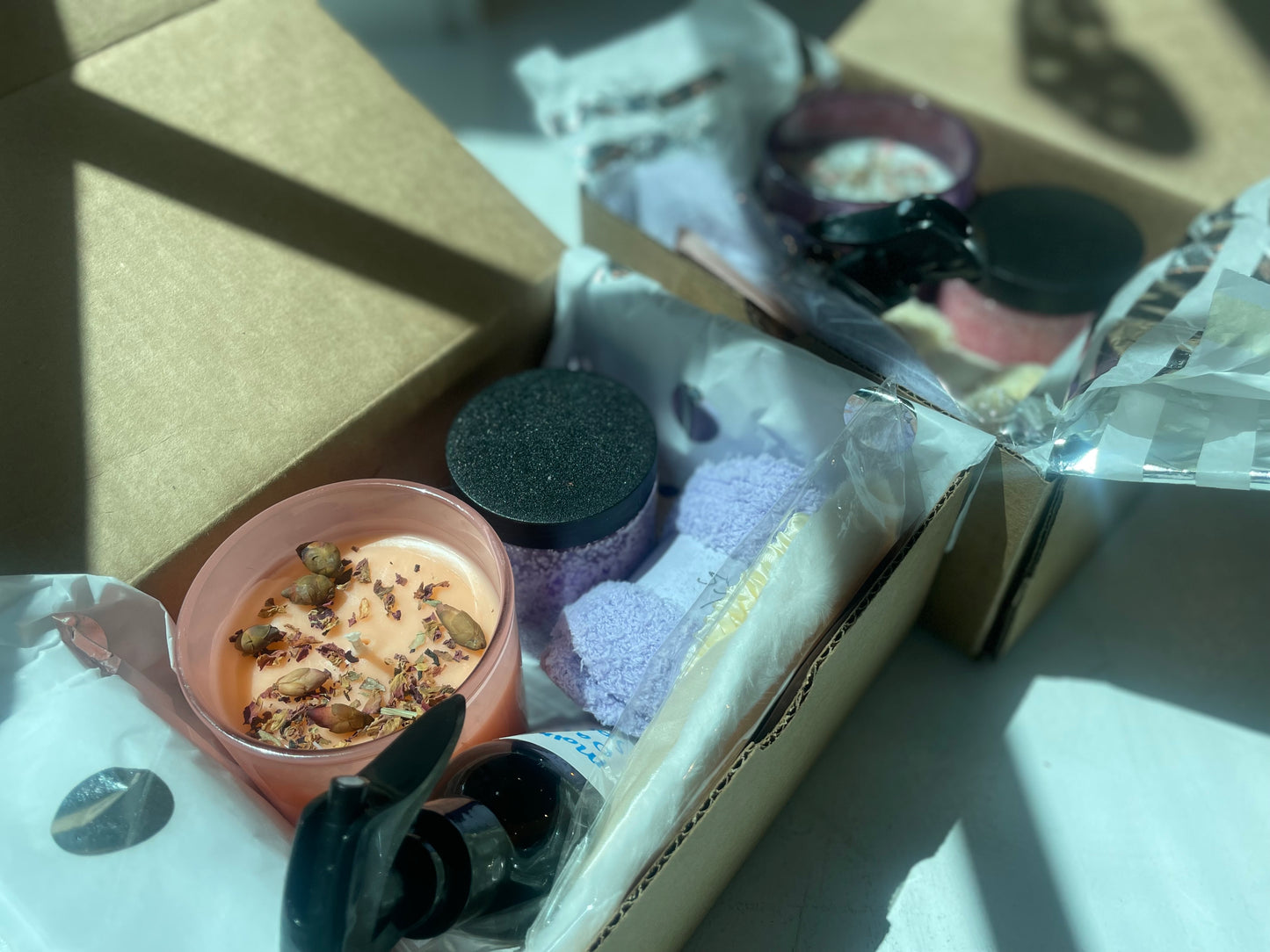 🌿 Sunday Spa Day – Candle Making Class + Spa Box